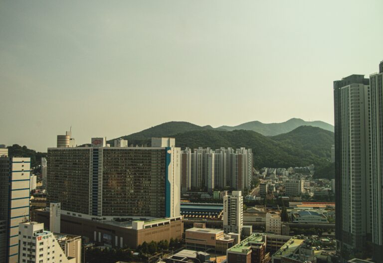 서면 야간뇨, 밤마다 화장실 때문에 깬다면 원인부터 배뇨일지·치료까지 알아보기
